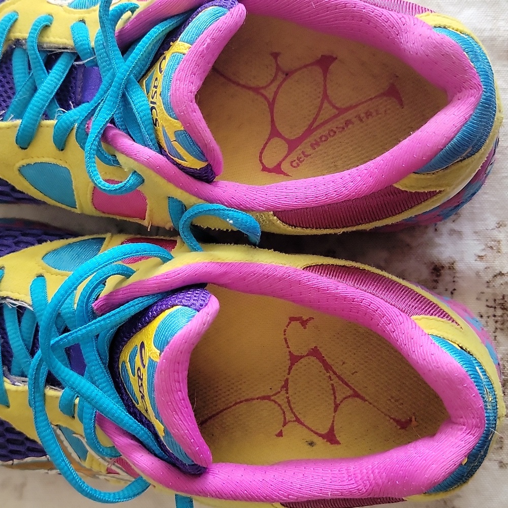 Asics Gel Noosa T264N Women's Size 8 Glow Running  Shoe Sneakers. See photo - Picture 11 of 12